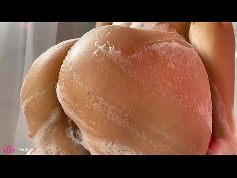 ❤️ Donkerkop masturbeer poes met vibrator tot intense orgasme in stort ️❌ Sluts op af.watchhentai.ru ﹏